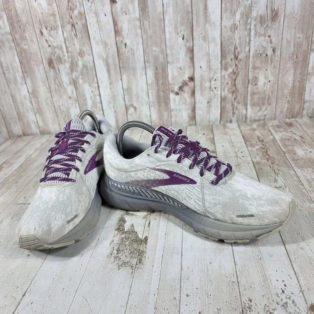 Brooks Adrenaline GTS 21 Womens Running Shoes Grey Purple 1203291B134 Size 9 B